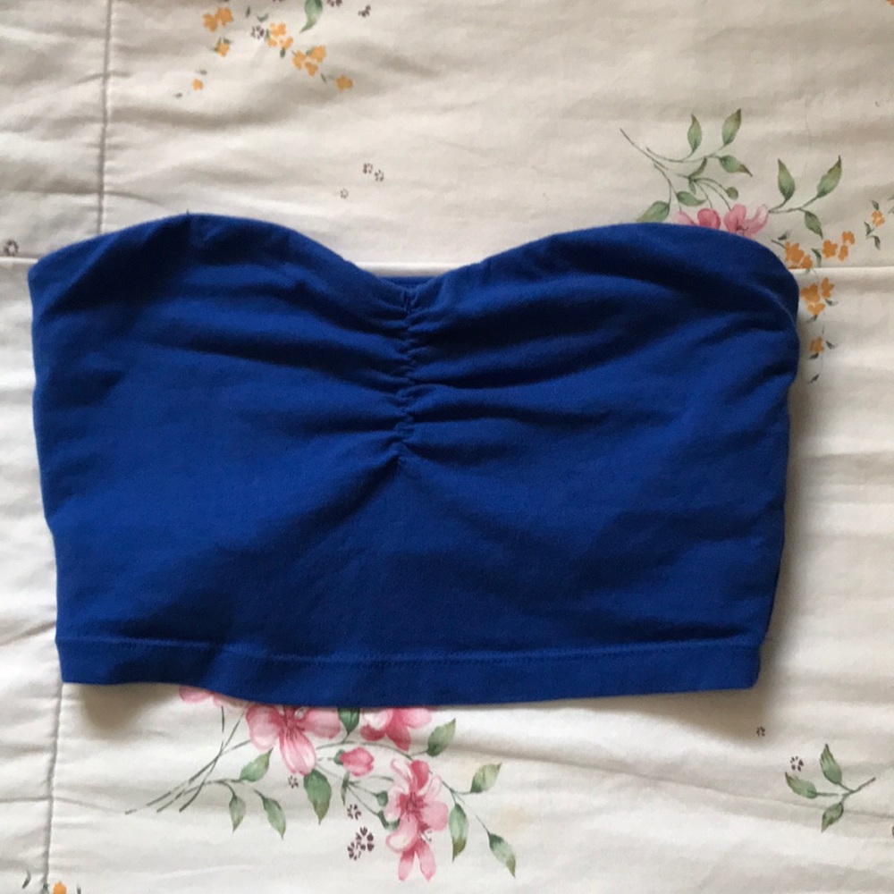 Mini strapless crop top
