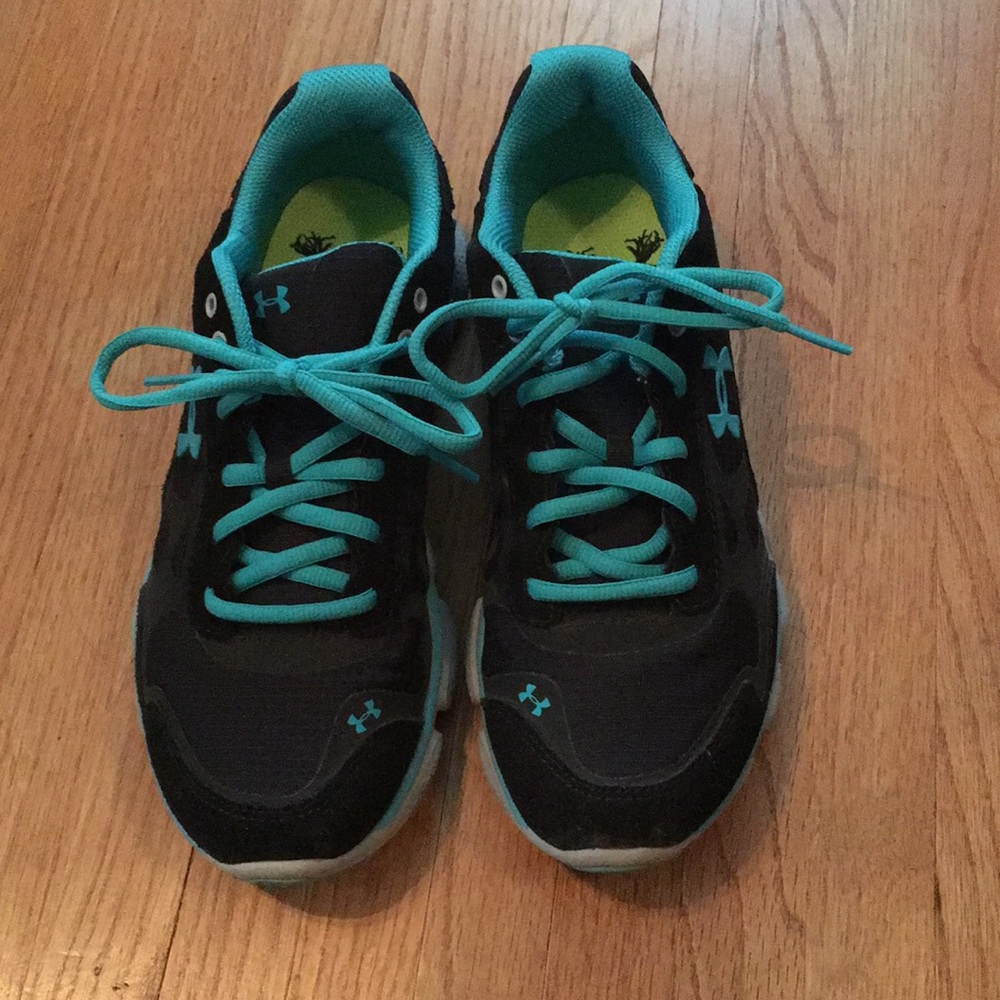 Under Armor Tennis shoes