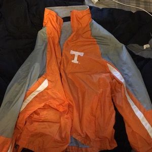 UT Windbreaker