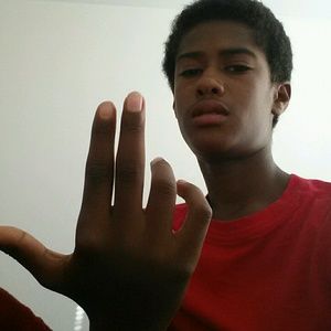 Meet your Posher, Hani