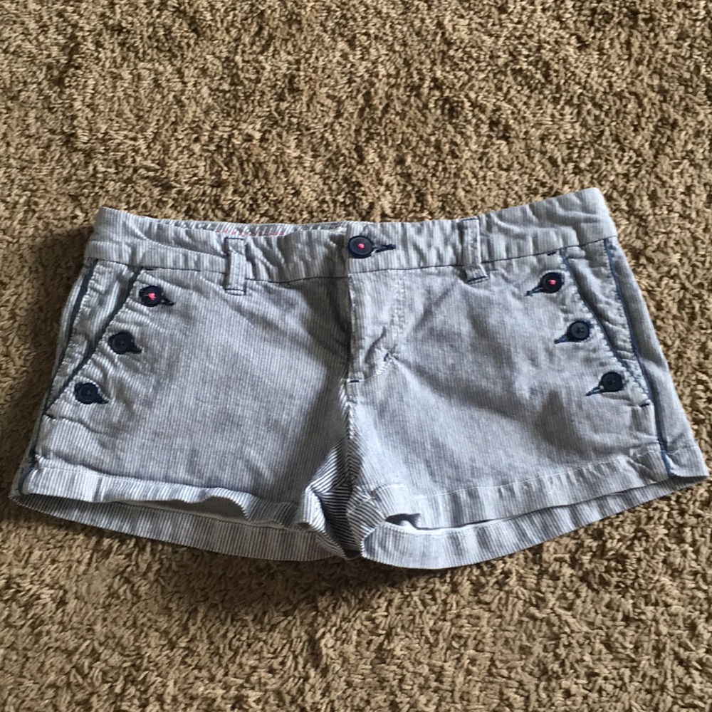 Striped American Eagle shorts