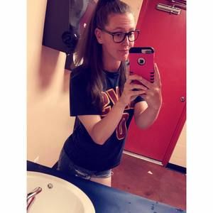 Meet your Posher, Leah