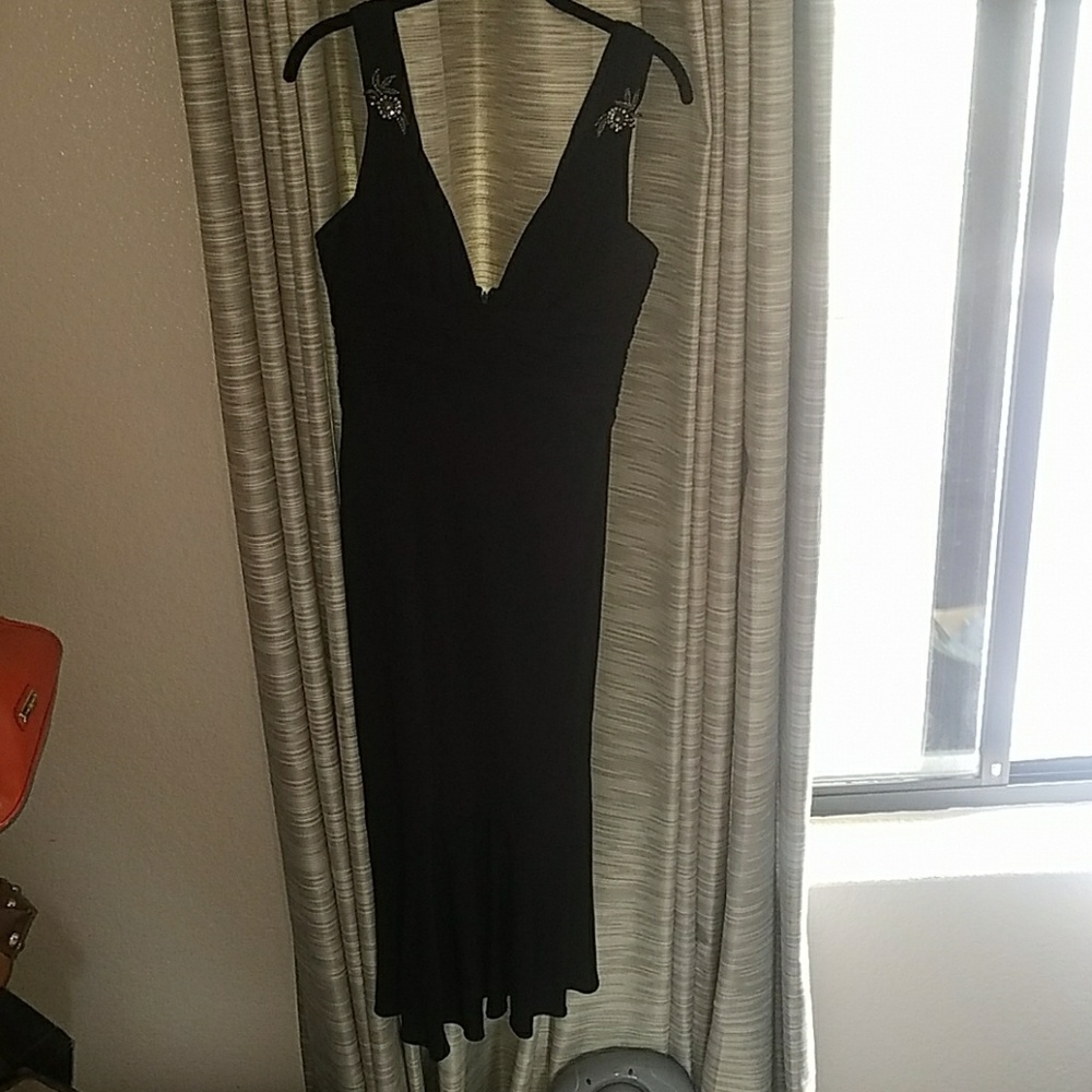 Badgley mischka black dress