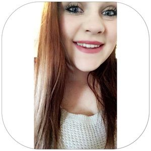 Meet your Posher, Alyssa