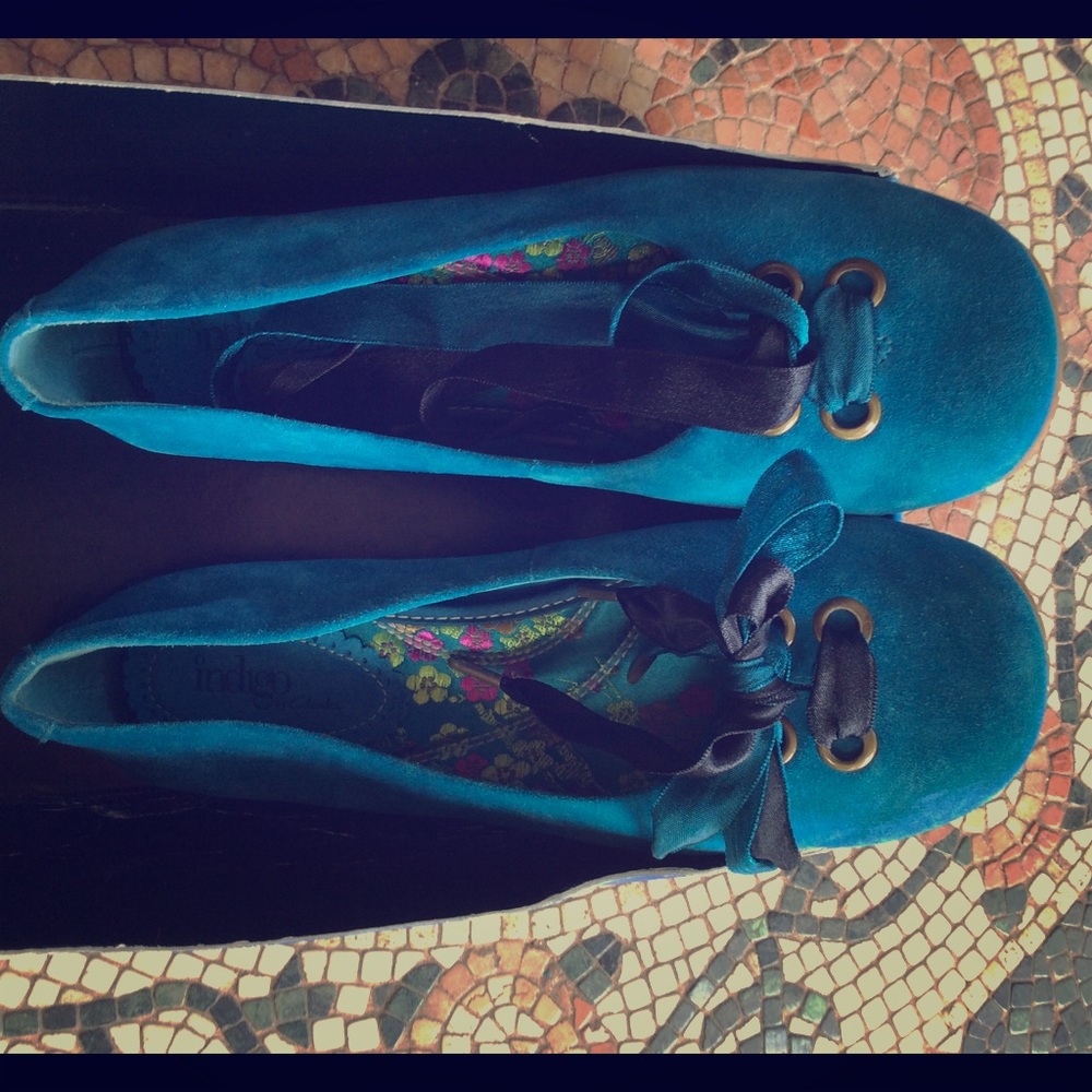Clarks Indigo Suede / Leather  Bow Ribbon Flats