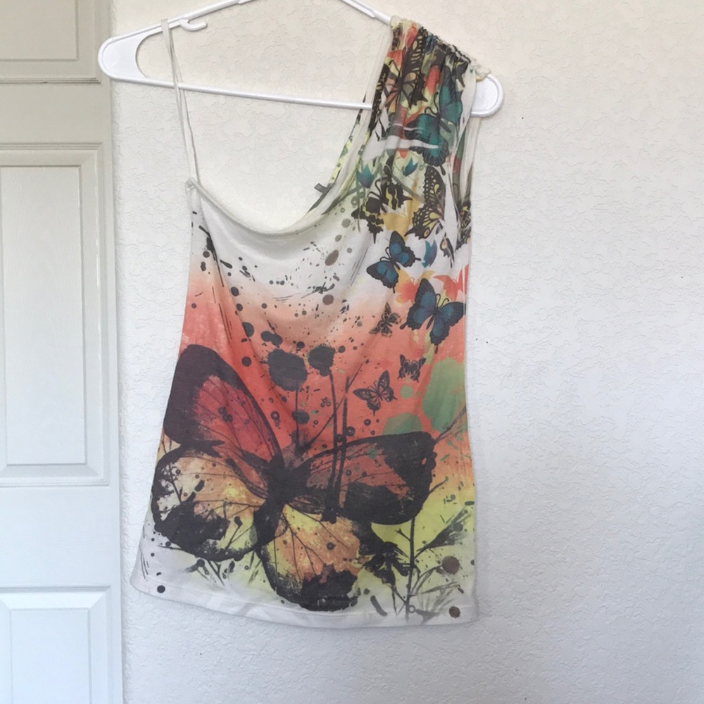 Super Cute One-Shoulder Top
