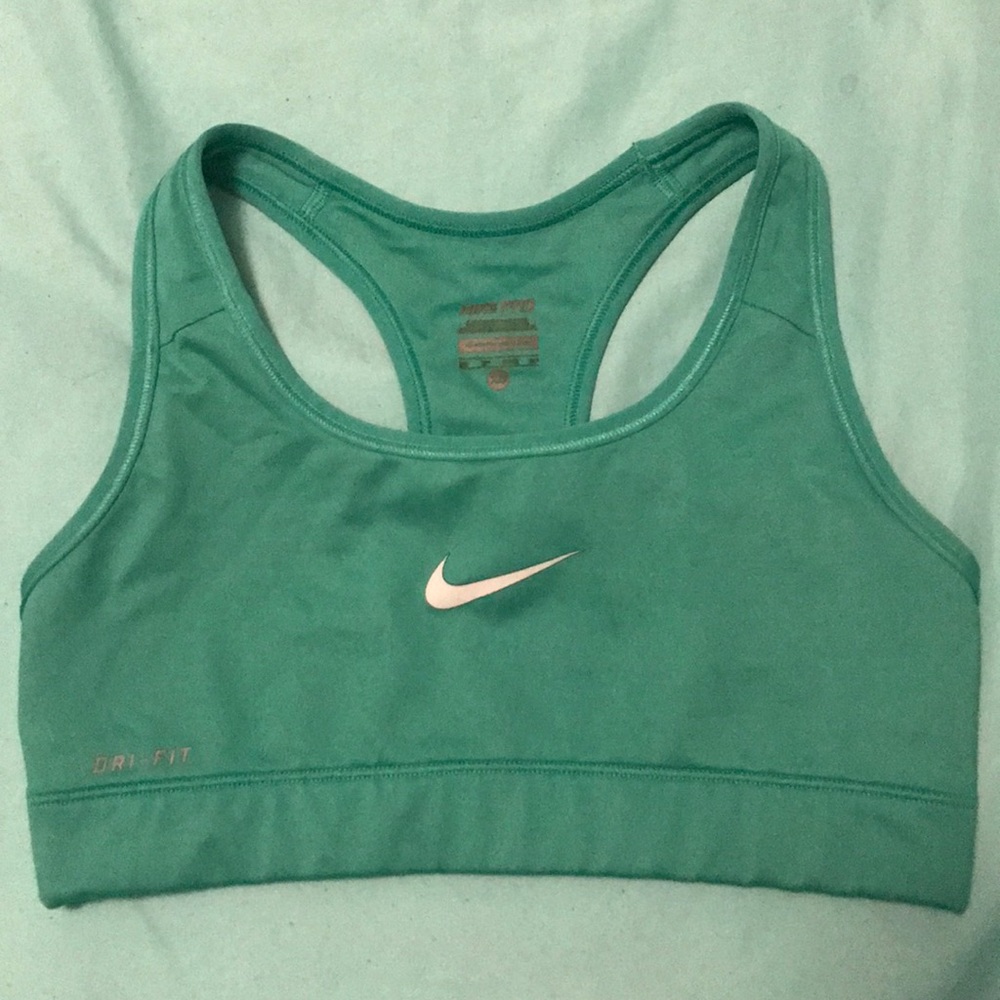 Womens nike sports bra
