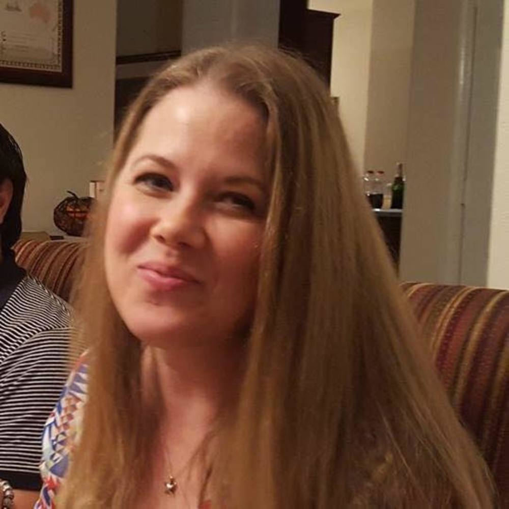 Meet your Posher, Carla