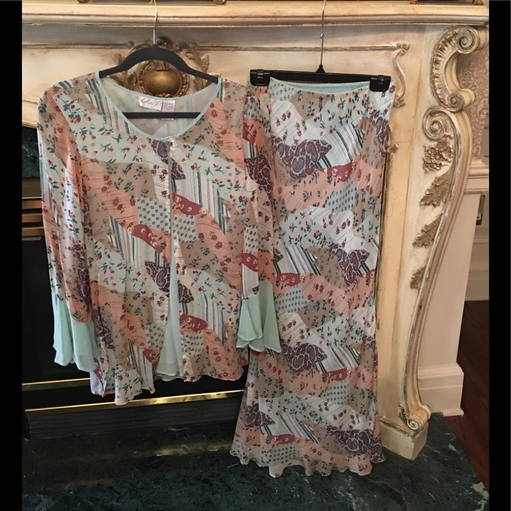 Beautiful mint green patchwork 2 piece outfit.