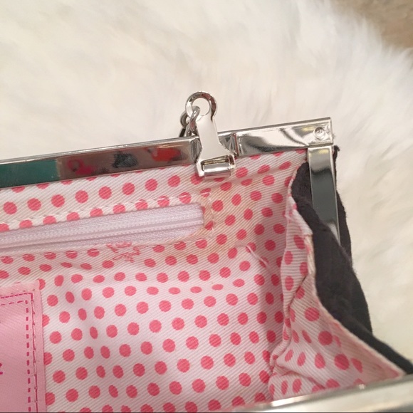 Buzz by Jane Fox Black Eyelet Frame Clutch - Picture 5 of 5