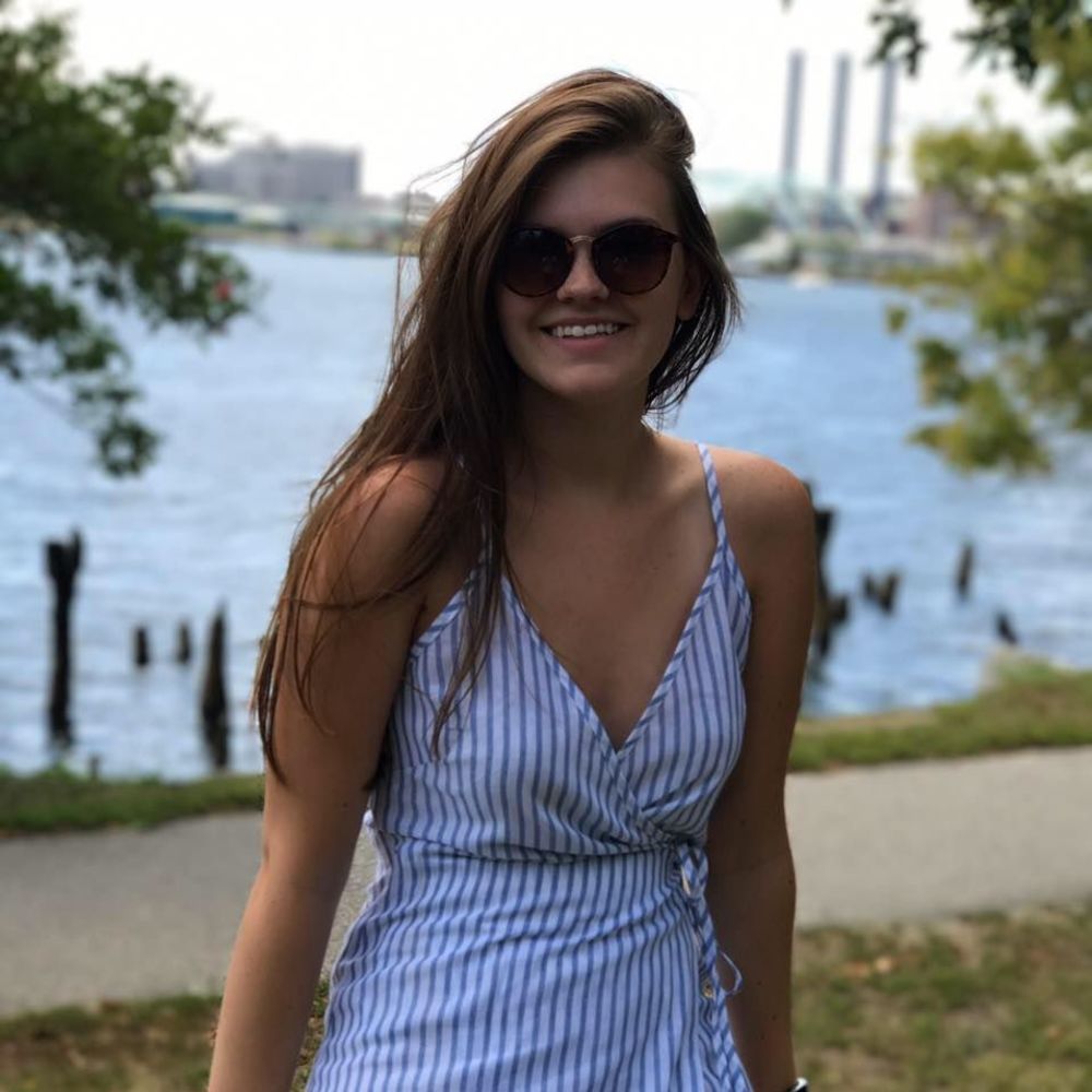 Meet your Posher, Jenna