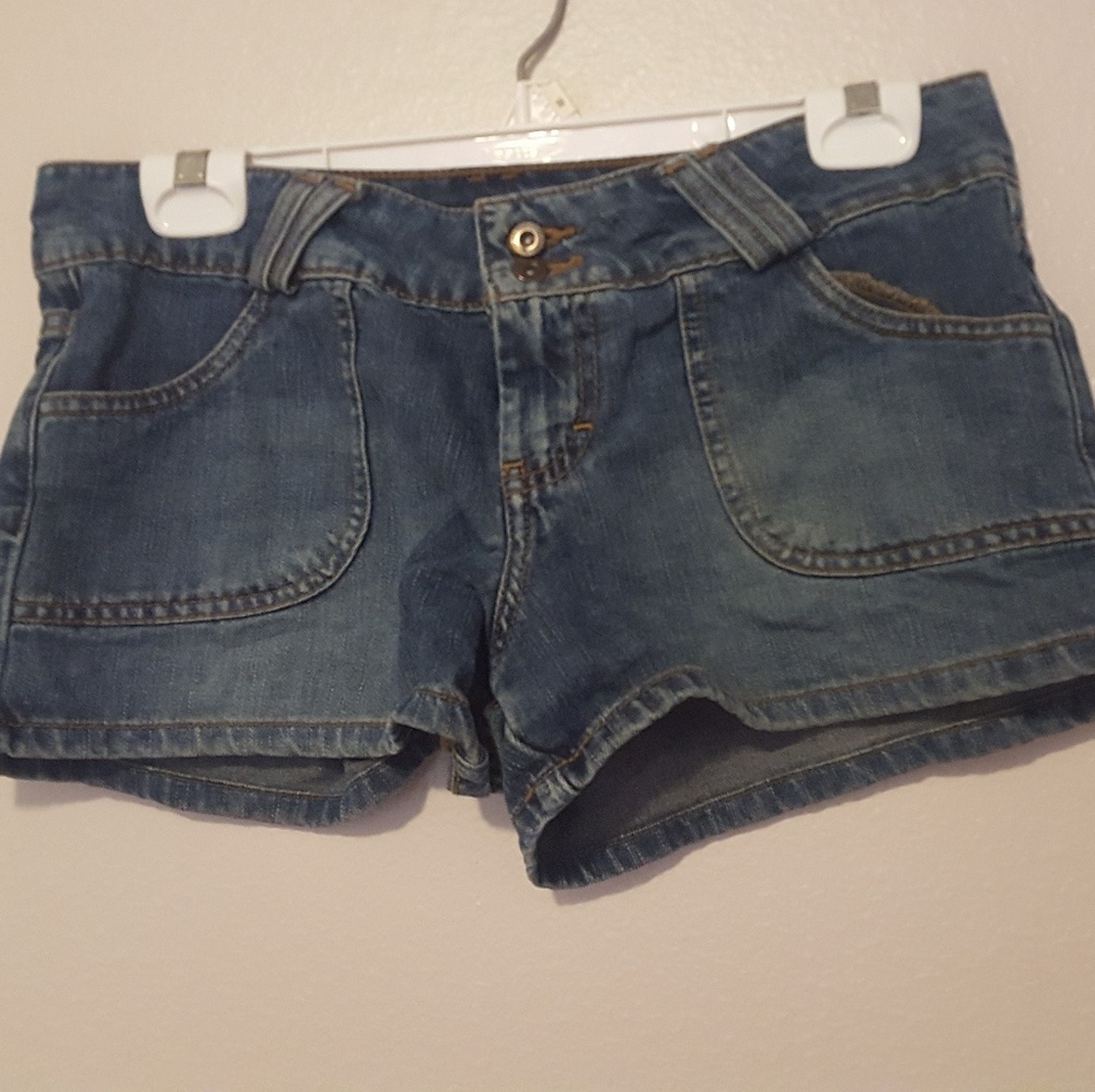 American Eagle shorts size 4