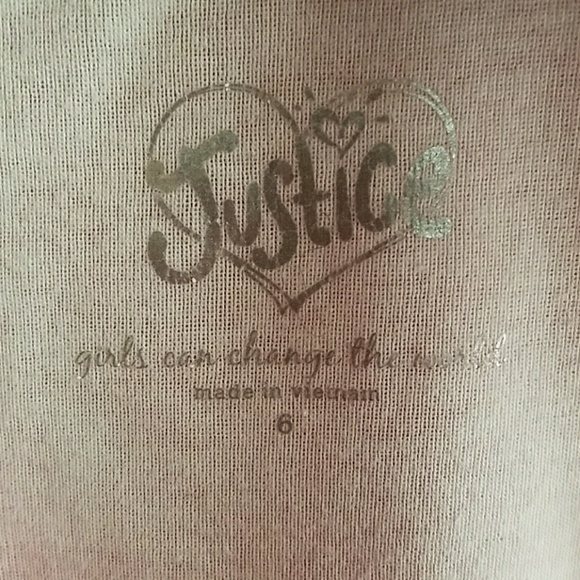 New, never worn. Ready to make a little girl happy - Picture 2 of 2