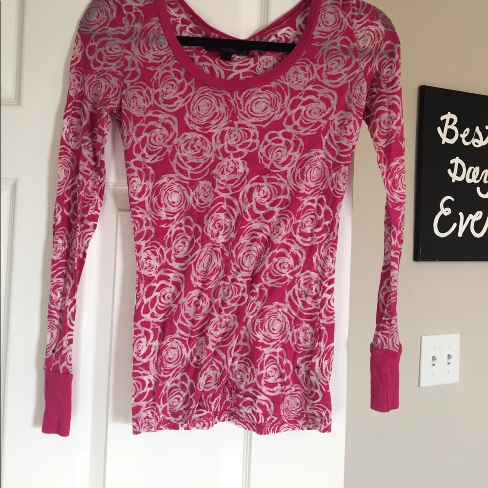 🎉5 for $20 shirts🎉 Pink Long Sleeve Floral Shirt