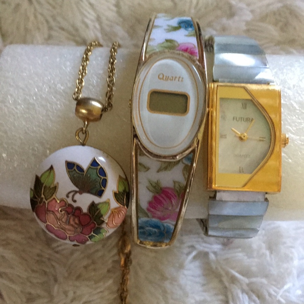 (2) watches and pendant. Sold as is