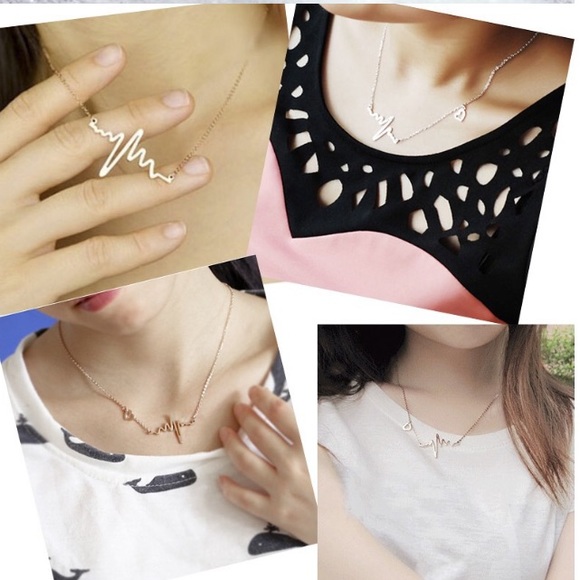 LAST ONE Silver HeartBeat ♡ Gift Necklace - Picture 6 of 7