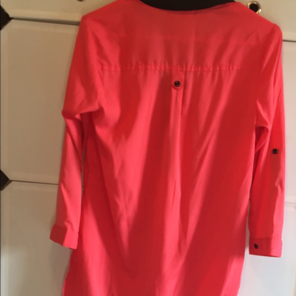 3/4 sleeve mid thigh length top hot pink