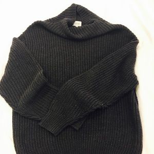 Dark Grey Aritzia Montpellier Sweater