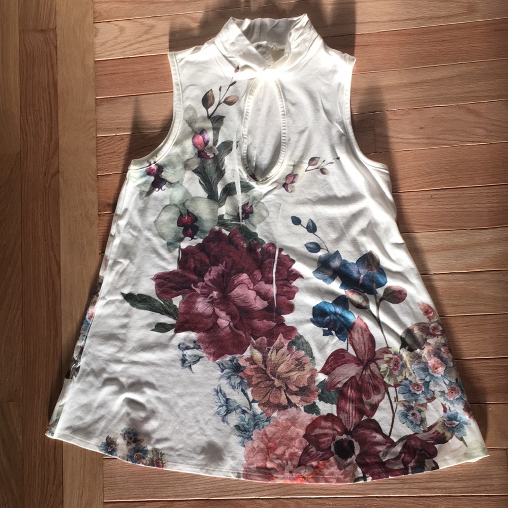 Sleeveless Shirt