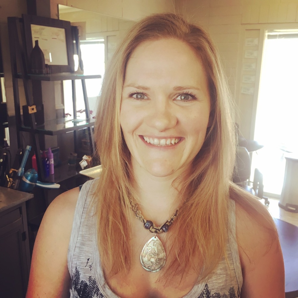 Meet your Posher, Christy