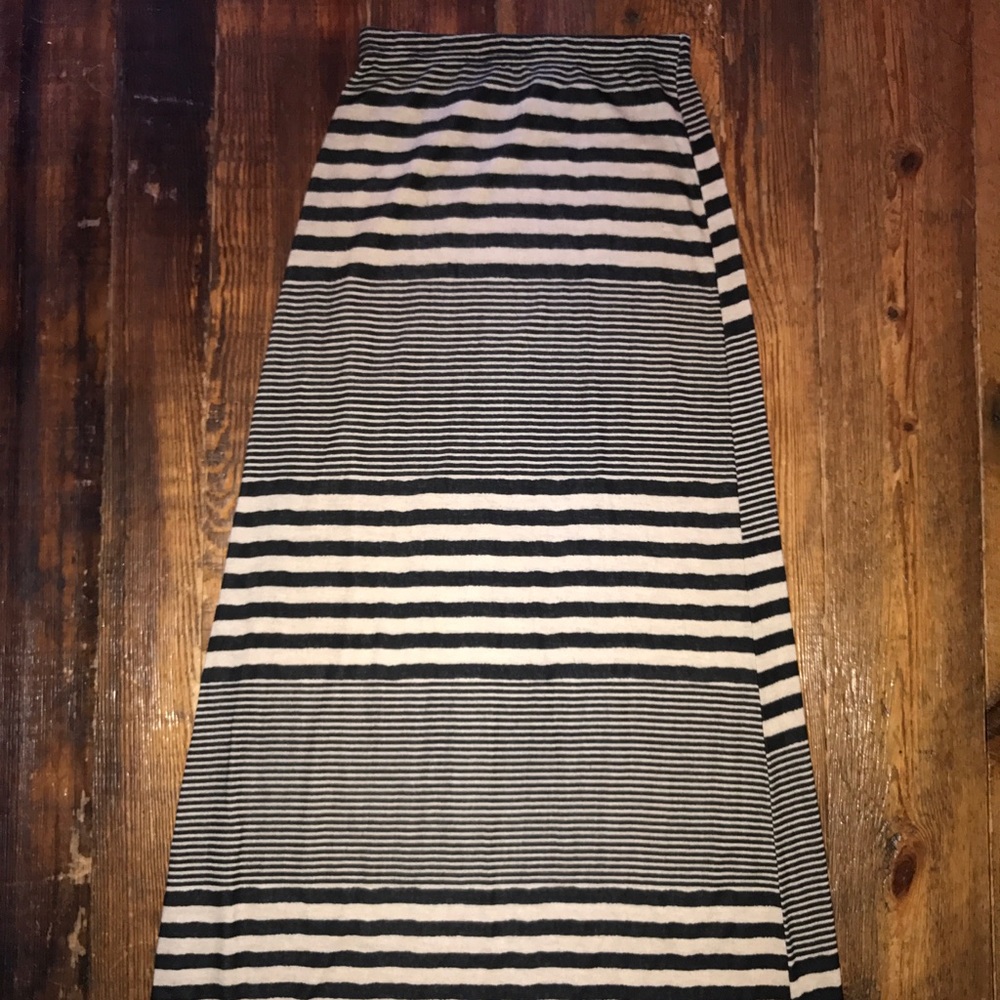 Black & Tan Maxi Skirt