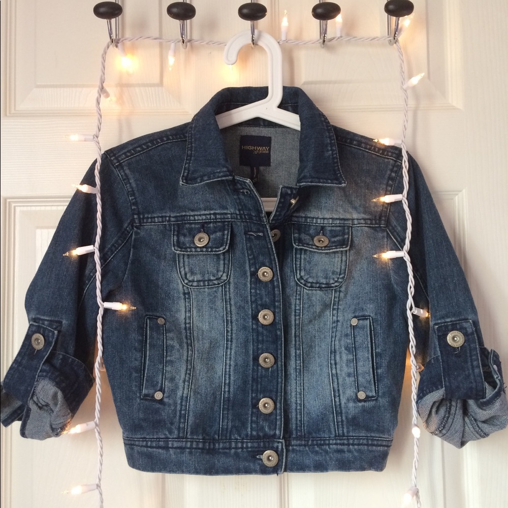 Dark Wash Cropped Jean Jacket