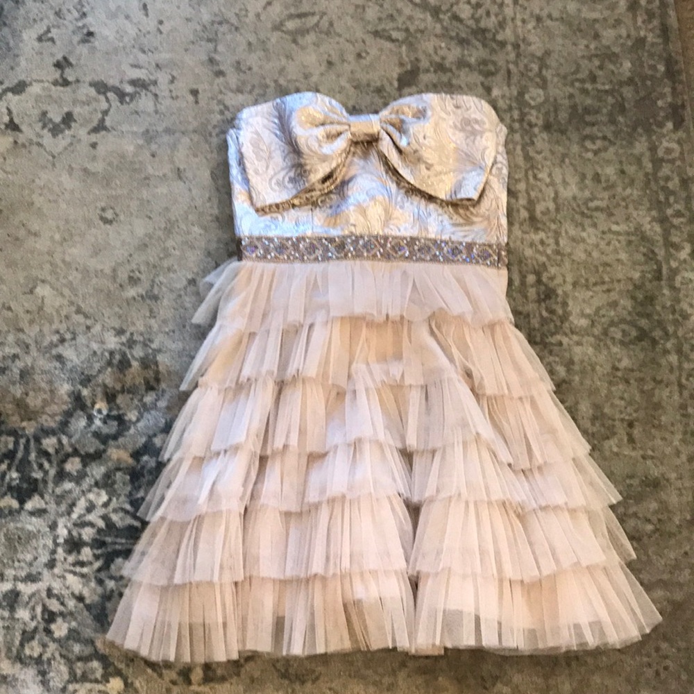GOLD strapless dress