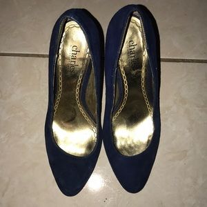 Charles David pumps