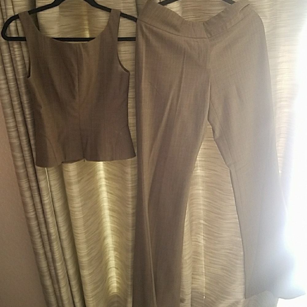 Yigal-azrouel tan pinstripe tip