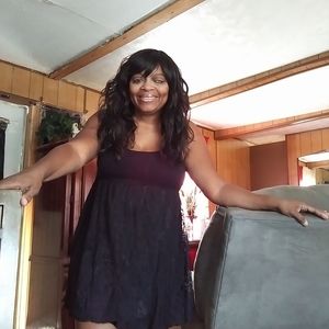 Meet your Posher, Alicia