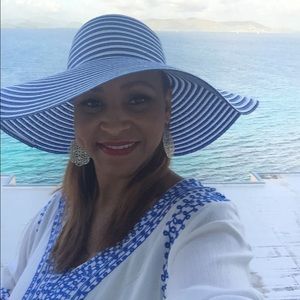 Meet your Posher, Sonya