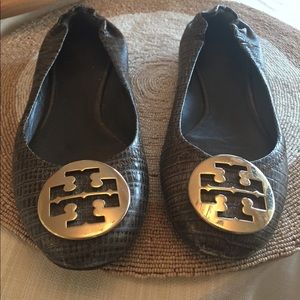 Tory Burch Flats, textured olive green / taupe