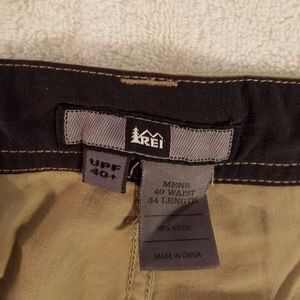 Men's REI Hiking Pants 40 x 34 Tan