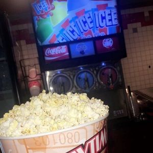 Meet your Posher, Hailey