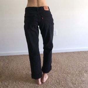 Black boyfriend fit Levi's jeans