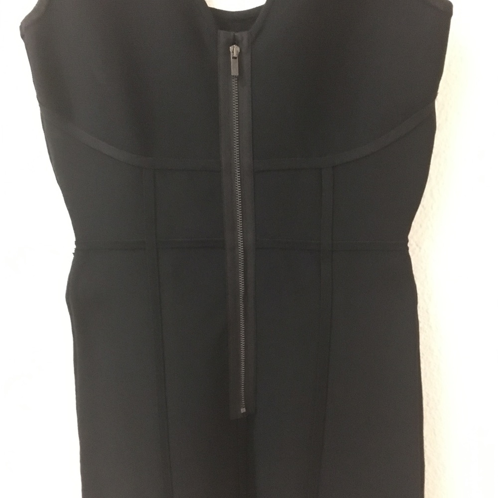 BCBG Makenna Princess-Seam Sheath Dress - Picture 6 of 7