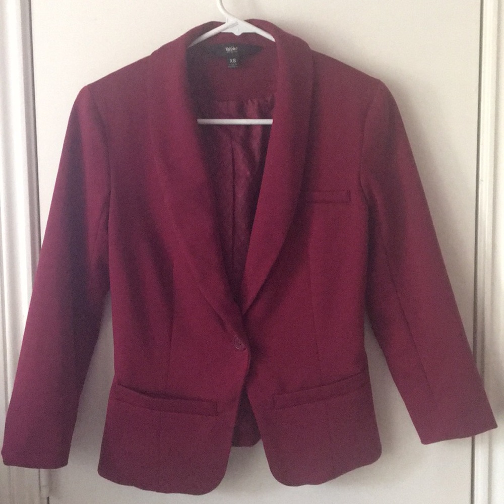 Maroon blazer