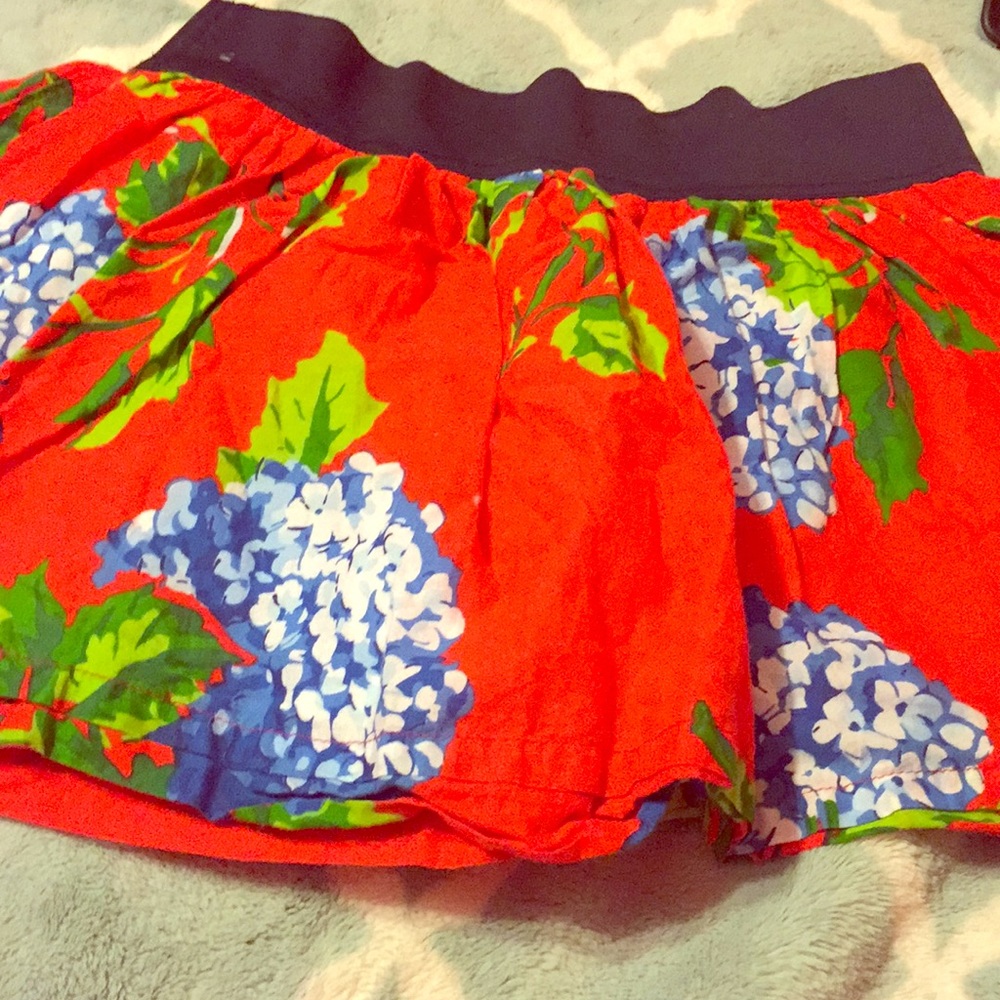 Abercrombie kids beautiful skirt.