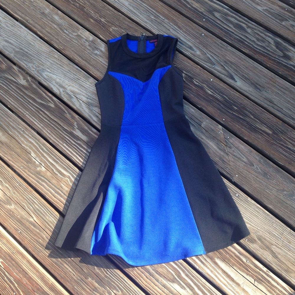 🔥🔥 🔥Blue and Black Fit and Flare Dress Small