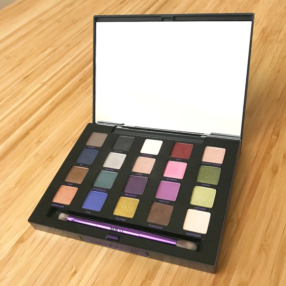 ⚡️🦄 URBAN DECAY 🦄⚡️ UDXX Vice Eyeshadow Palette