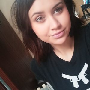 Meet your Posher, Rayne