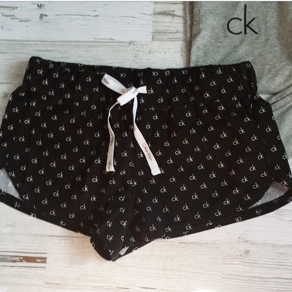 CK PJ/Lounge Set - Picture 5 of 6