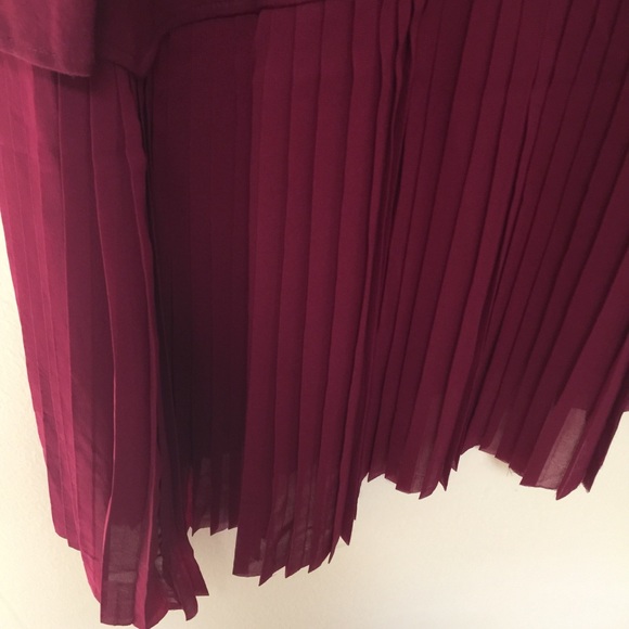 SOFT SURROUNDINGS Burgundy Asymmetrical Tunic Top - Picture 4 of 8