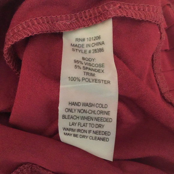 SOFT SURROUNDINGS Burgundy Asymmetrical Tunic Top - Picture 8 of 8