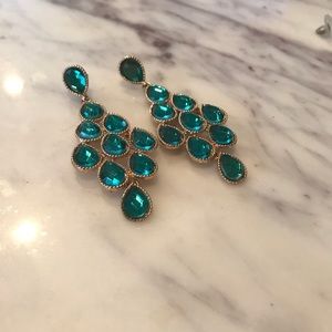 Emerald green + gold drop earrings