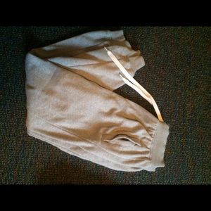Grey sweatpants/joggers