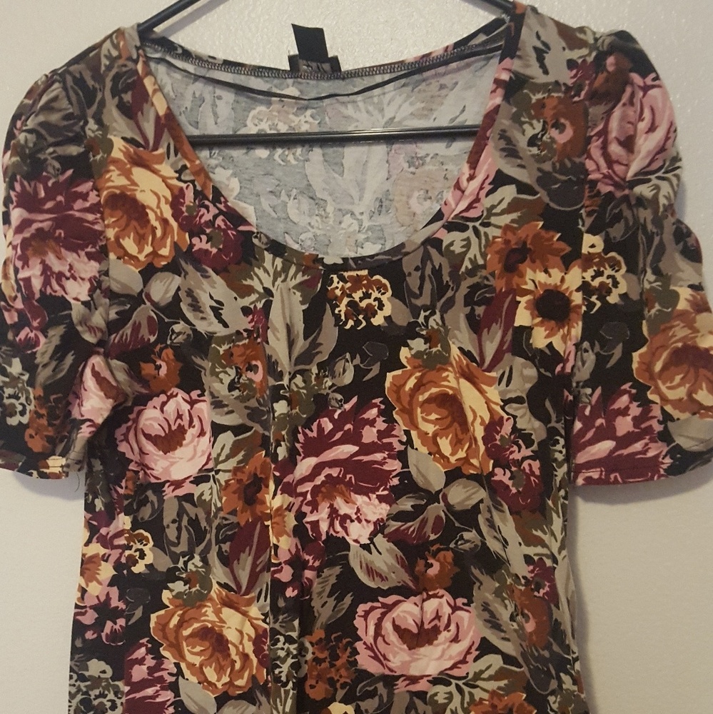 H&M floral top sz L
