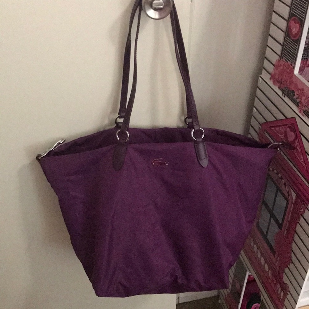 Lacoste izzie medium carry all bag