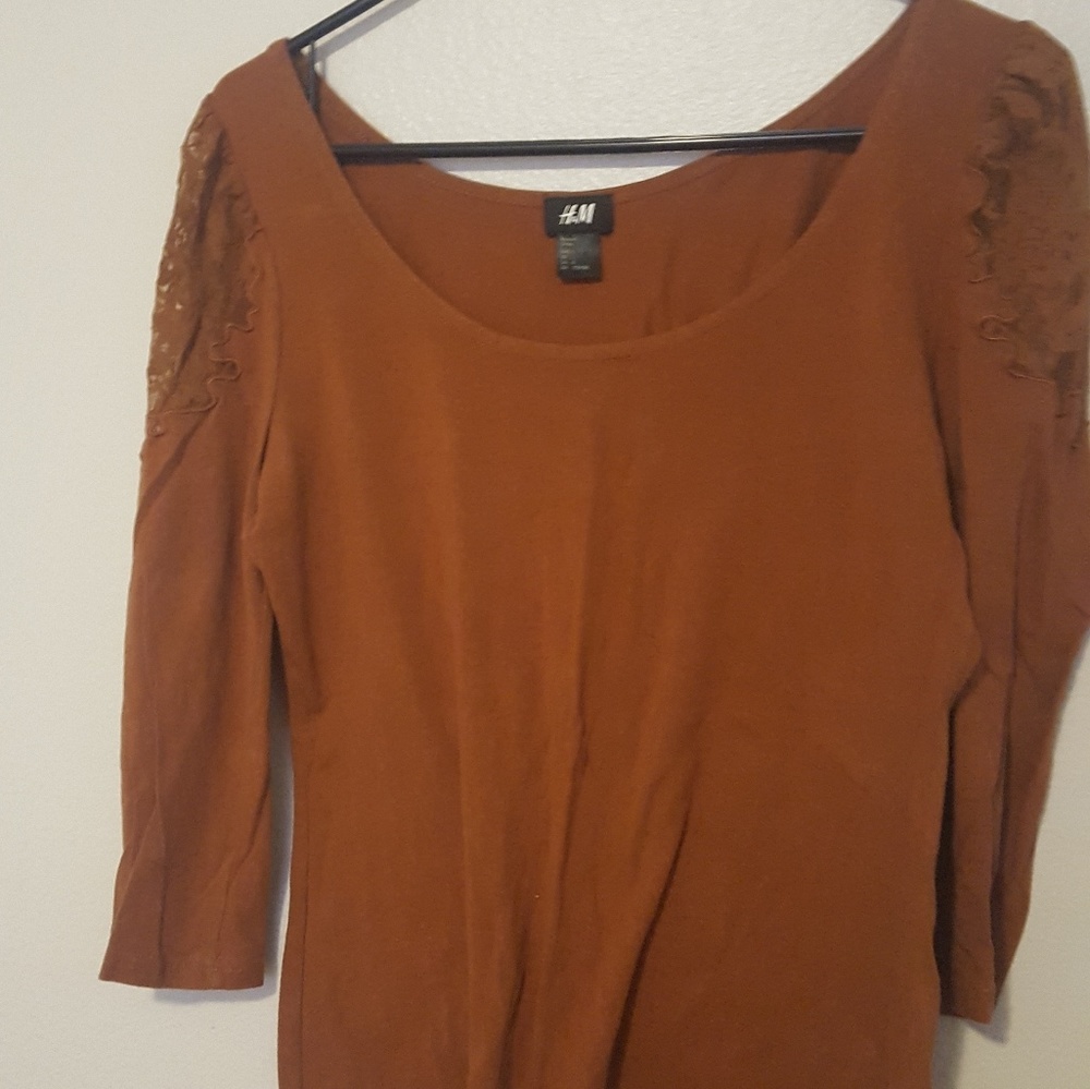 H&M burnt orange top size L