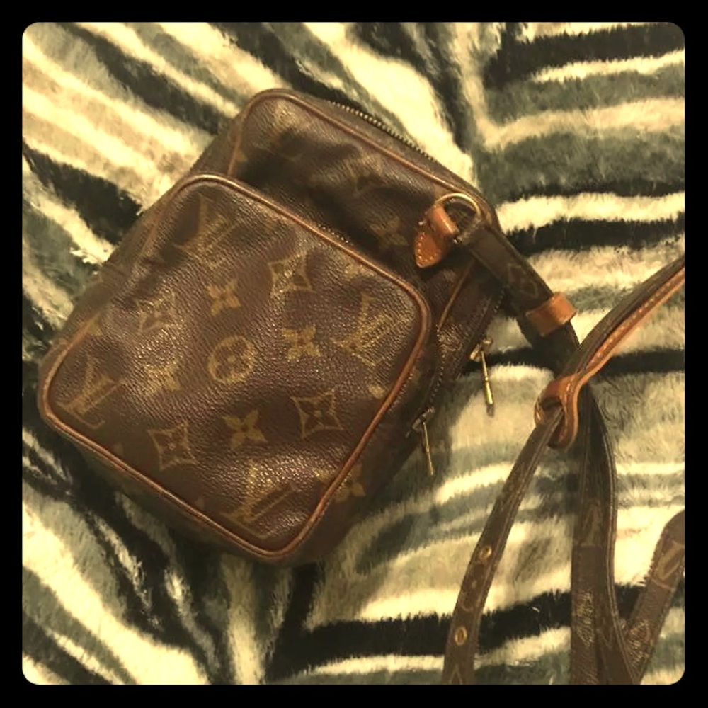 Louis Vuitton mini amazon bag